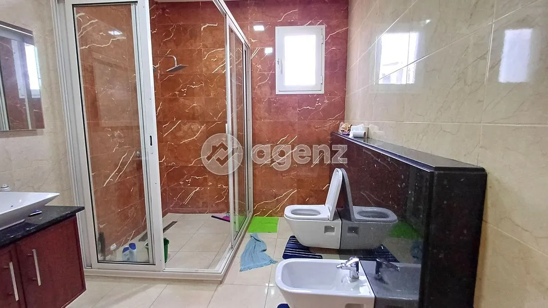 Appartement à vendre 2 650 000 dh 240 m², 3 chambres - De La Plage Tanger