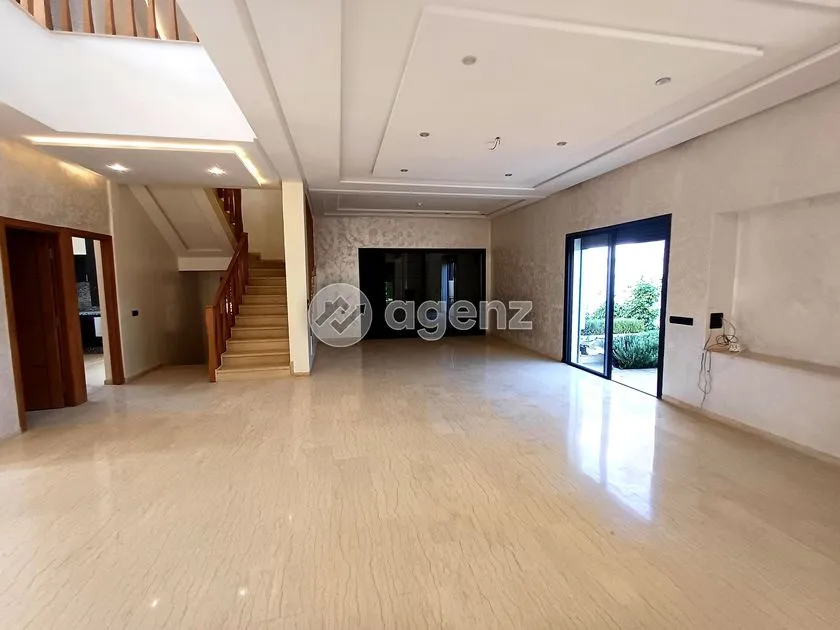 Villa vendu 435 m², 6 chambres - Route Immouzer Fès
