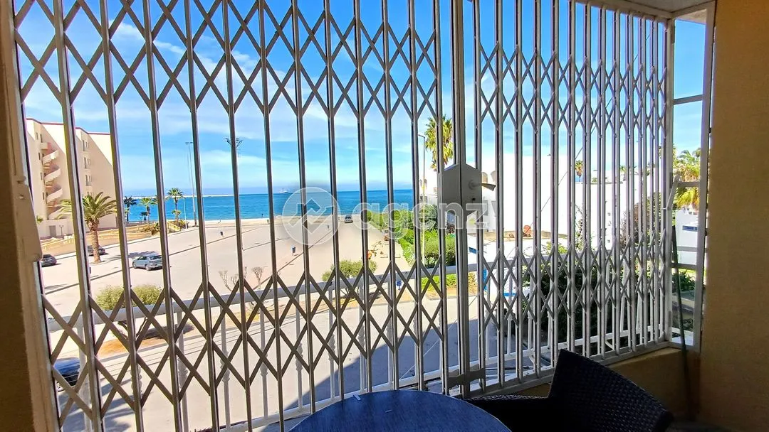 Appartement à vendre 2 400 000 dh 150 m², 4 chambres - Boulevard Mohammed V Tanger