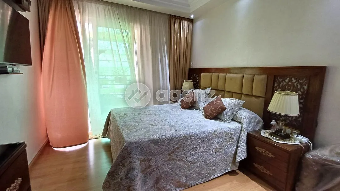 Appartement à vendre 1 950 000 dh 133 m², 4 chambres - Quartier de la plage Tanger