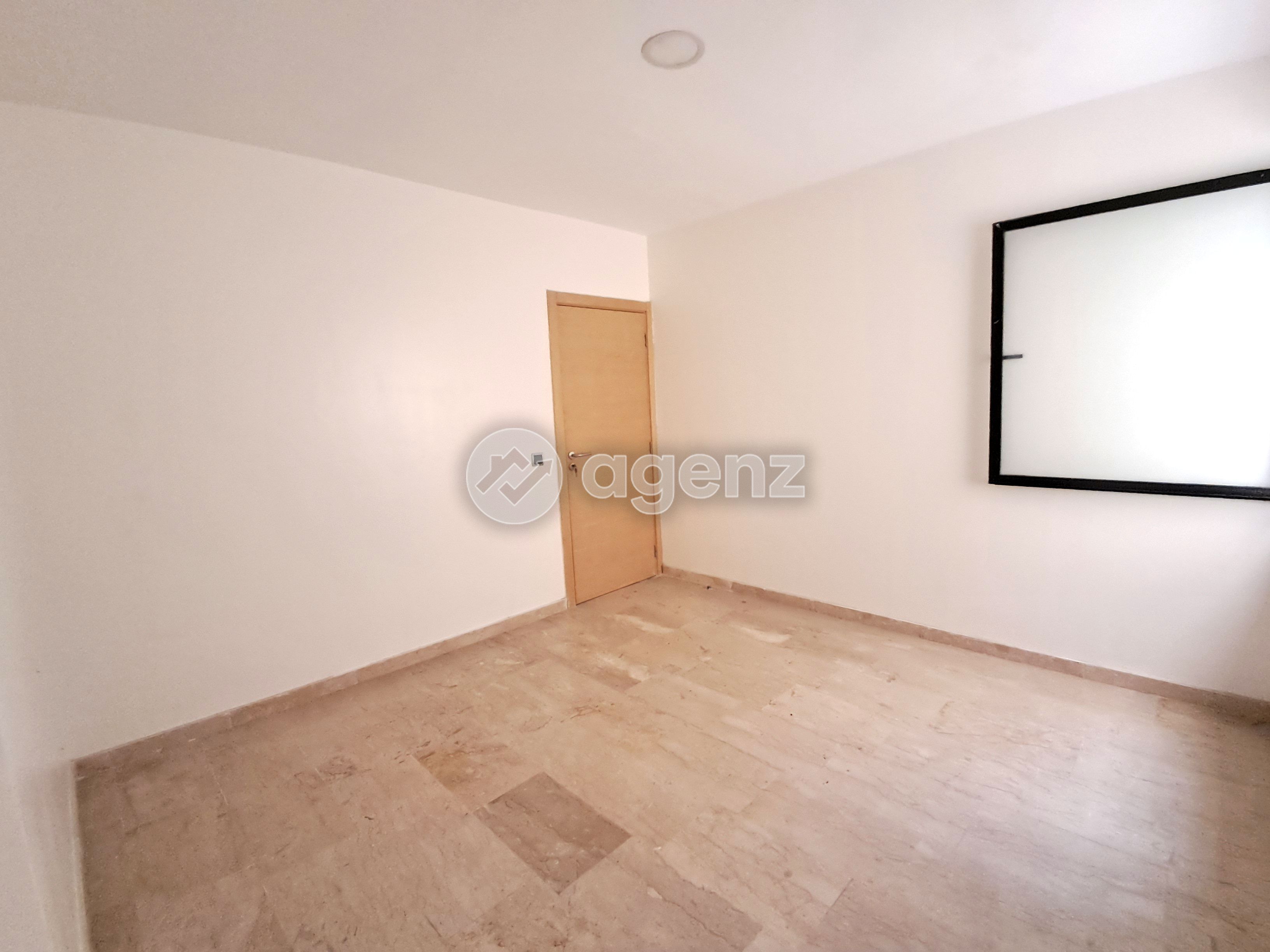 Appartement lumineux - Quartier prisé, commodités à proximité — 2