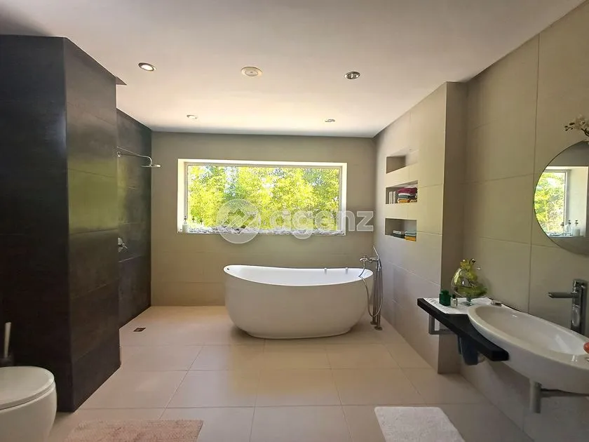 Villa à vendre 10 000 000 dh 850 m², 4 chambres - Bassatine El Menzeh Skhirate- Témara