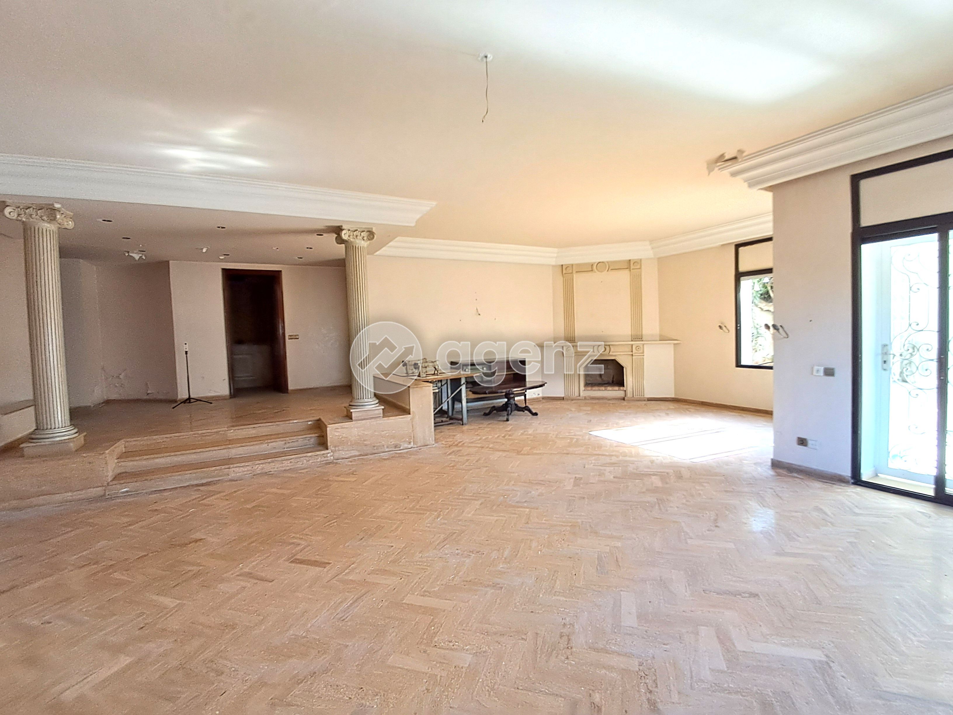 Villa à vendre à Ain Diab Extension — 5