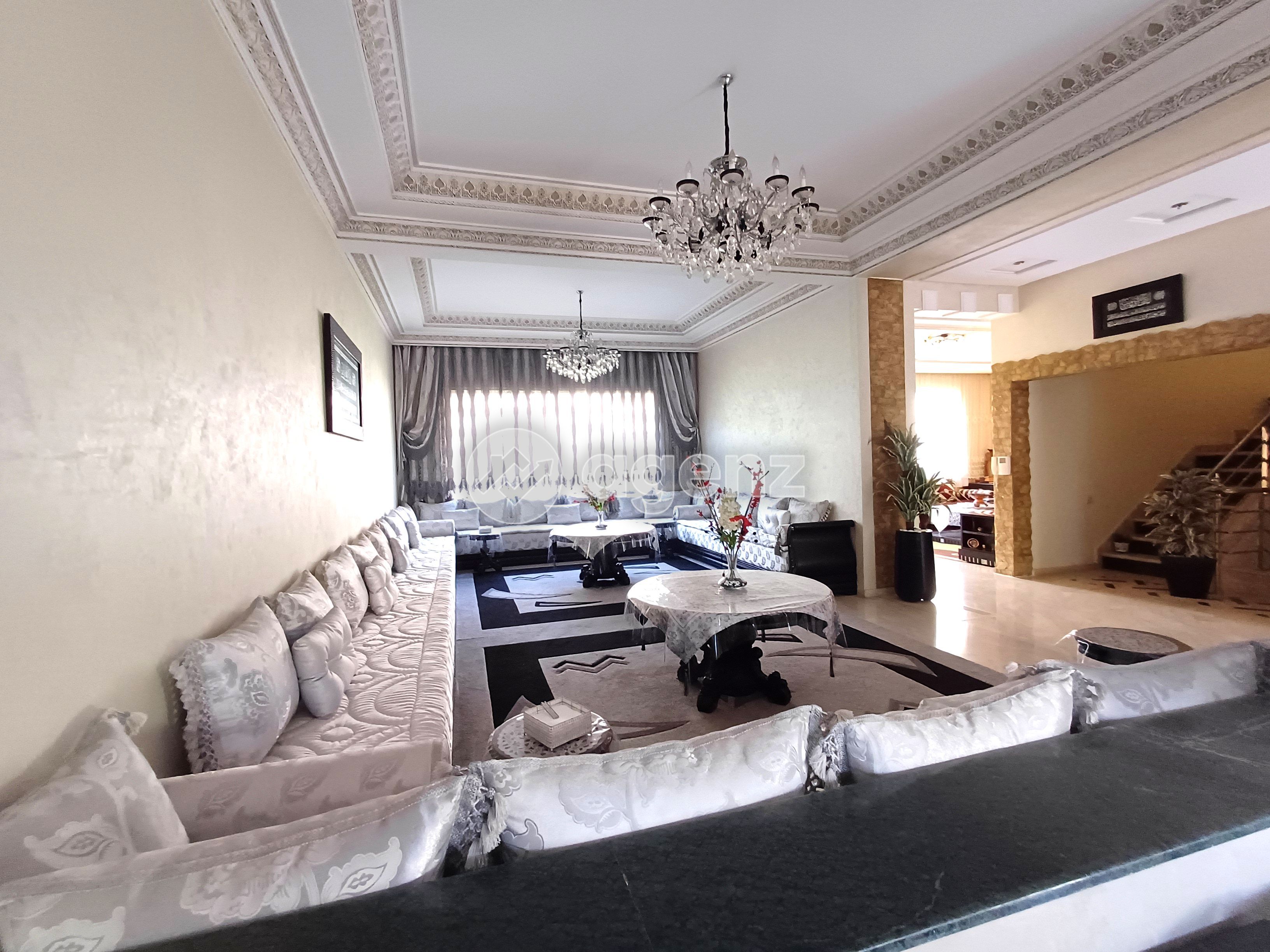 Charmant Villa de 5 chambres à vendre à Laymoune