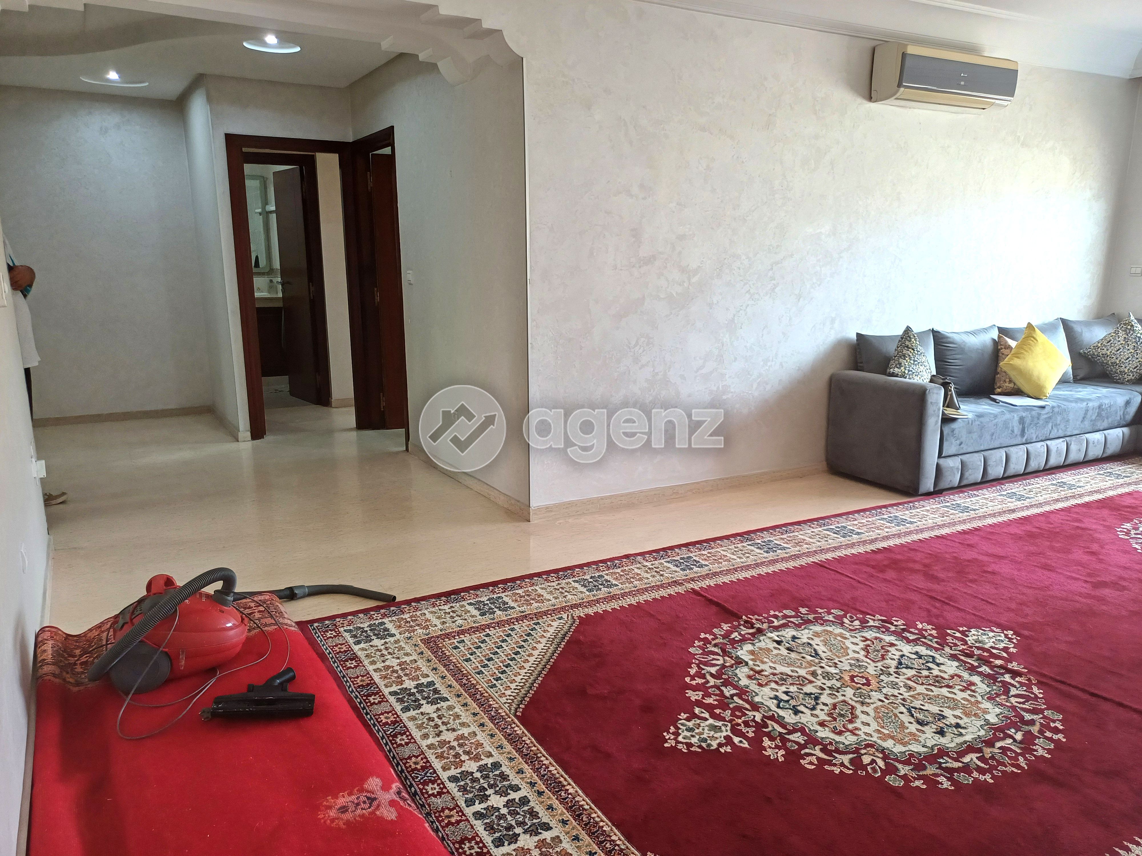 Appartement à vendre à 2 Mars — 5