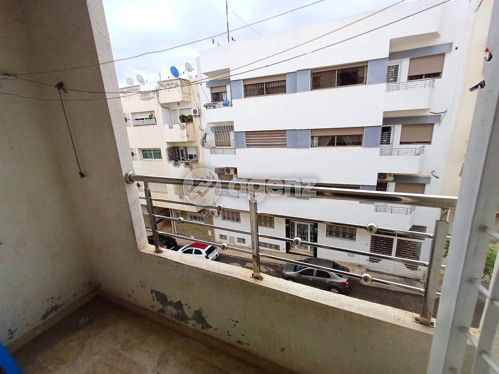 Élégant Appartement de 3 chambres à vendre à Route immouzer — 4