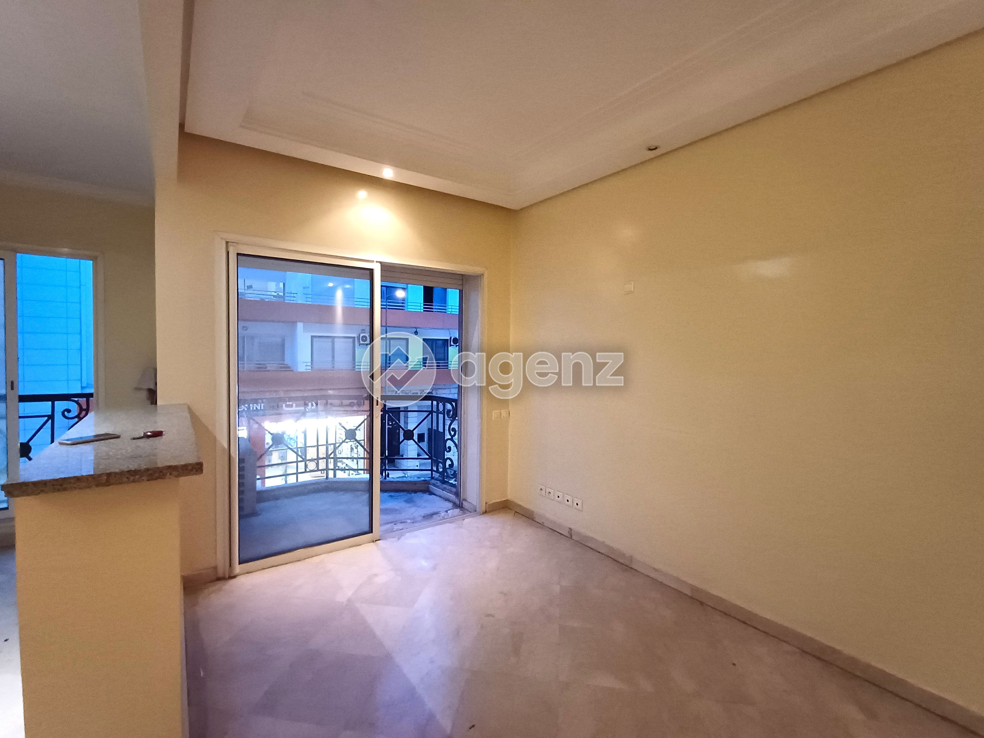 Appartement à vendre à Maârif Extension — 2