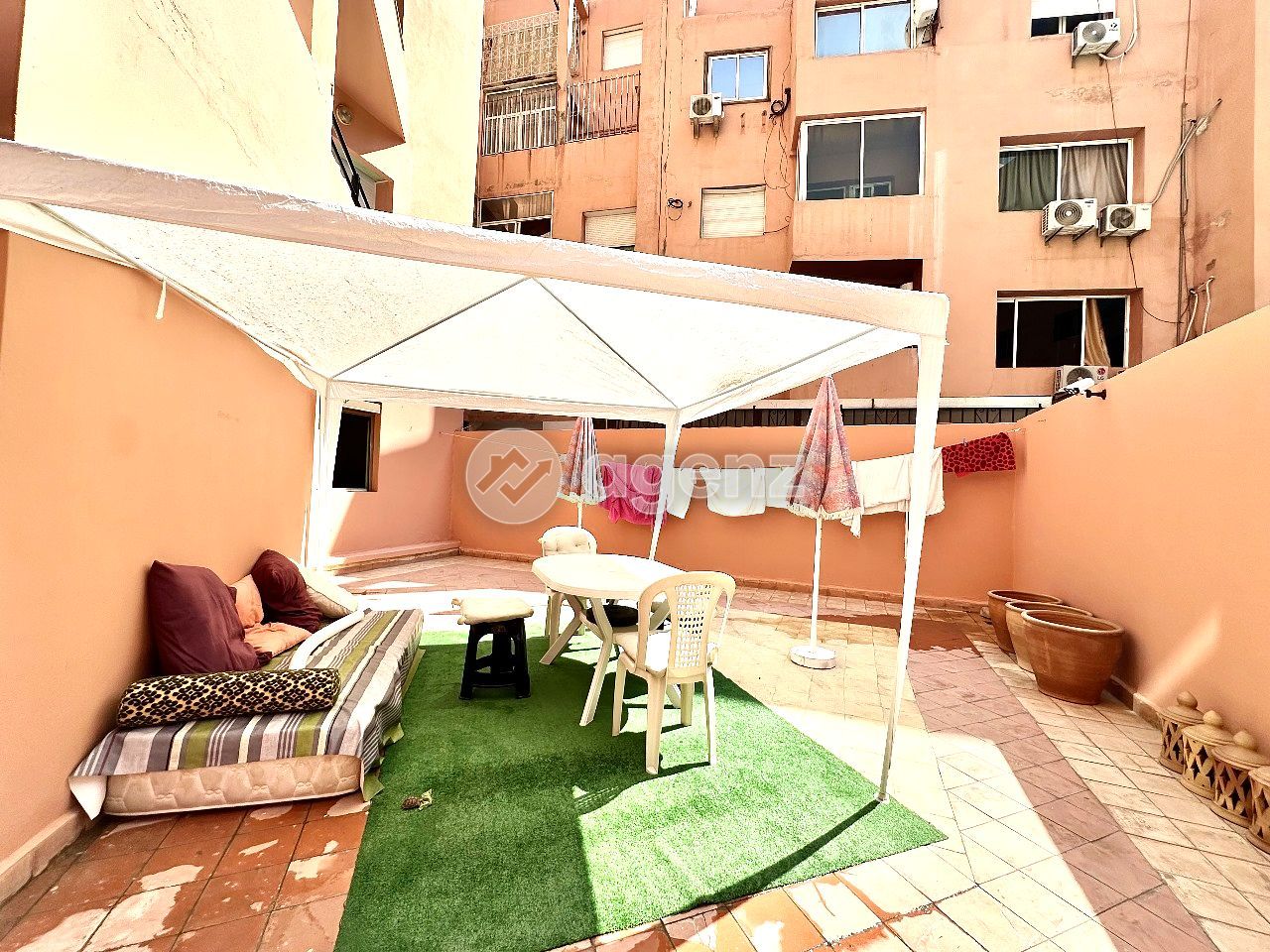 Luxueux Appartement de 2 chambres à vendre à Camp Al Ghoul — 4