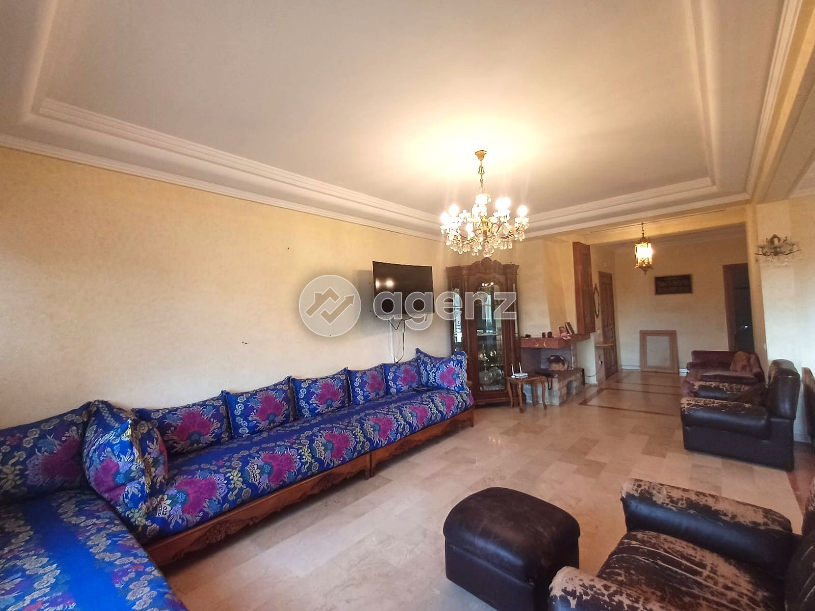 Appartement à vendre à Oasis sud — 2