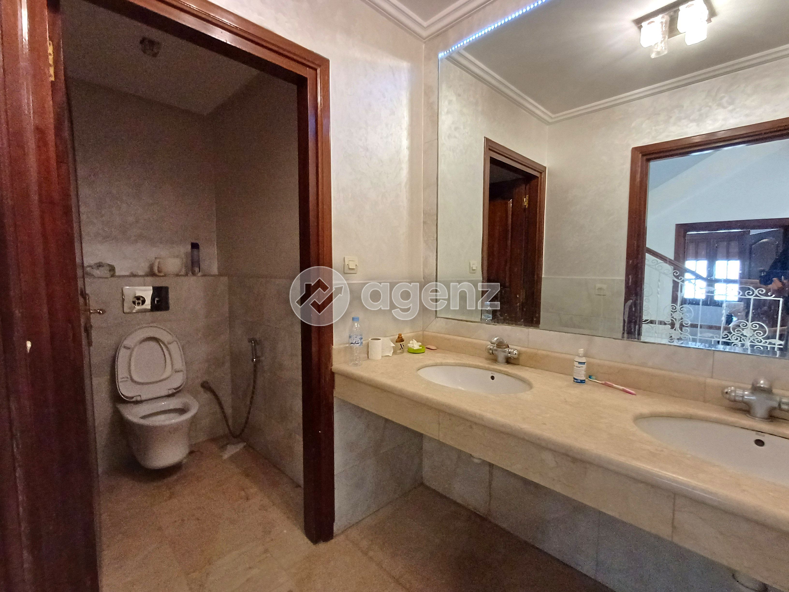 Villa à louer à Sidi Maarouf — 5