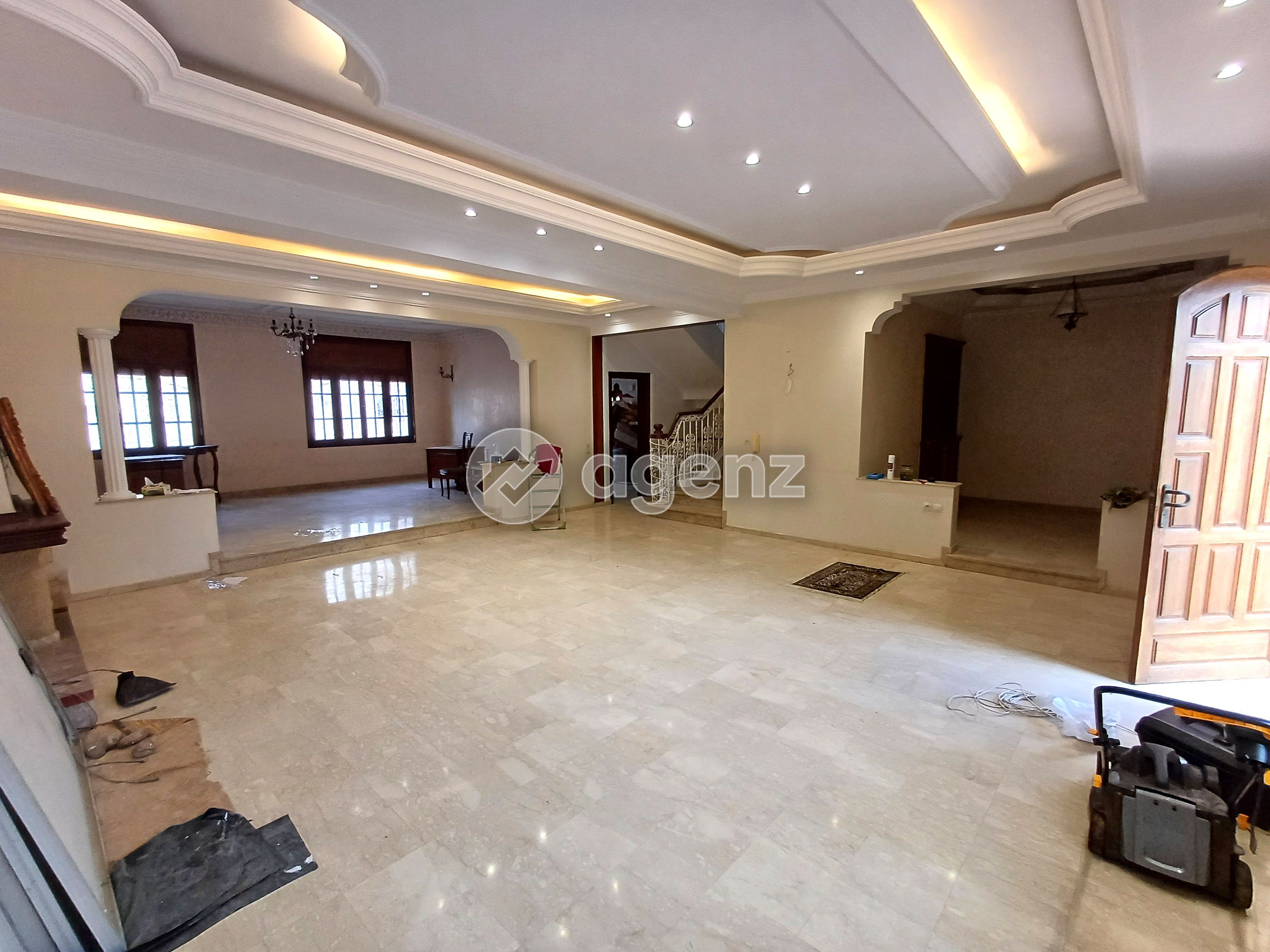 Villa à louer à Sidi Maarouf — 3