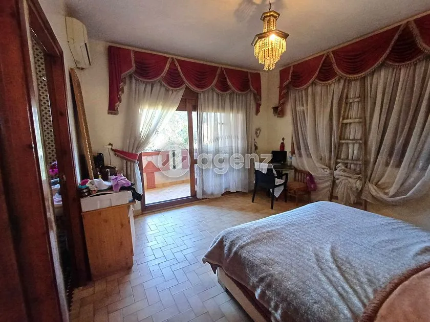 Villa à vendre 5 500 000 dh 479 m², 4 chambres - Aviation - Mabella Rabat