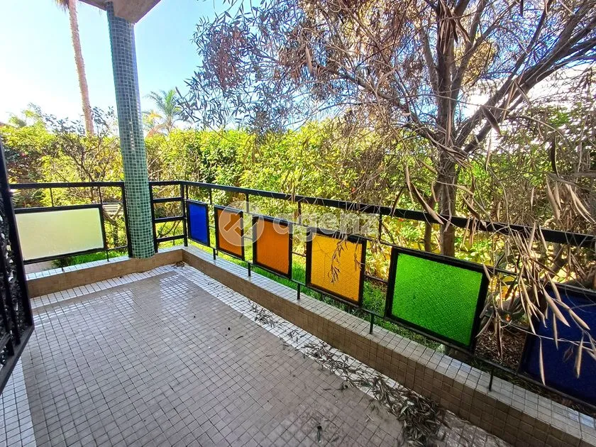 Villa à vendre 5 500 000 dh 479 m², 4 chambres - Aviation - Mabella Rabat