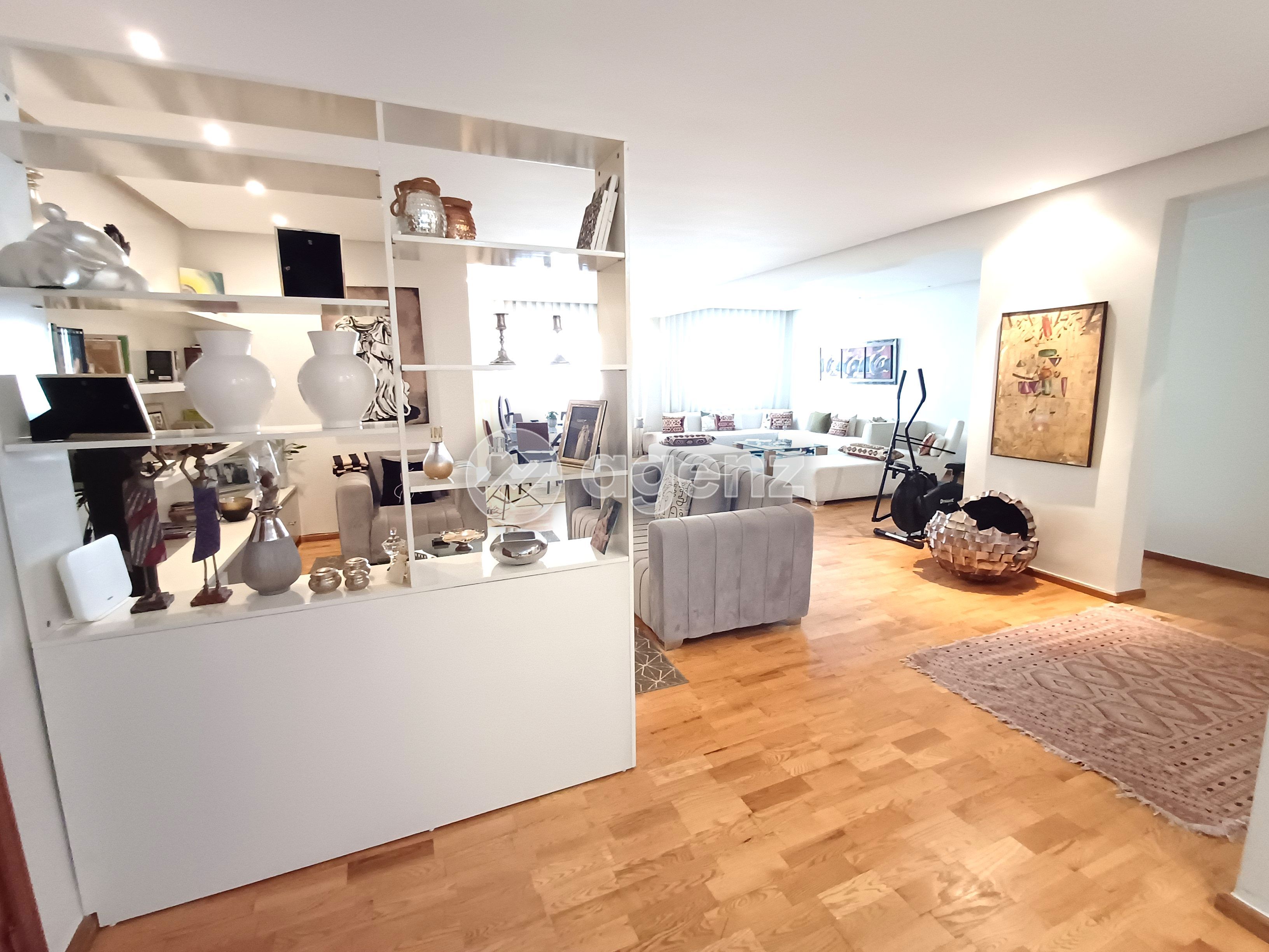 Appartement à vendre à Gauthier — 4