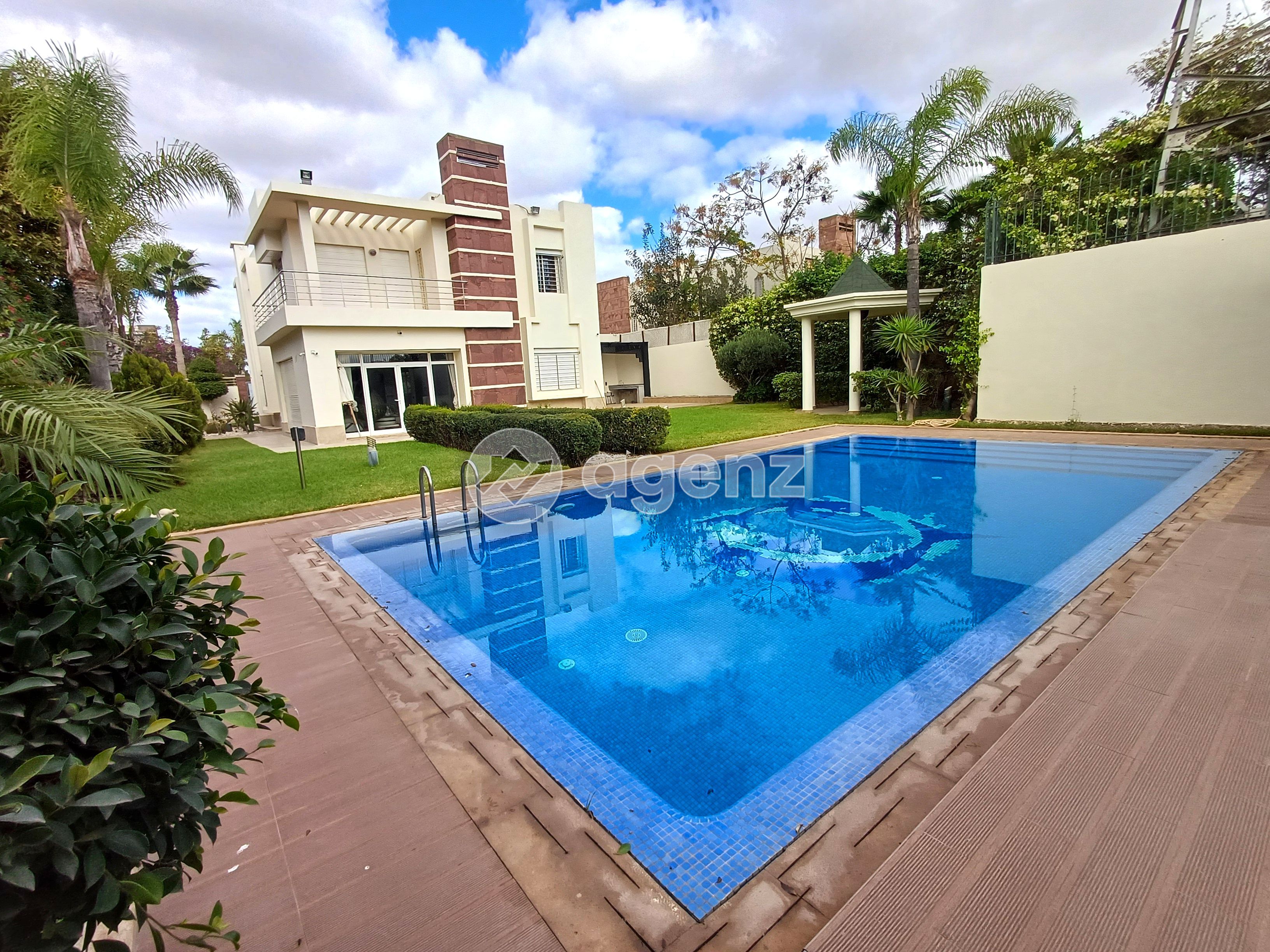Villa — Bouskoura