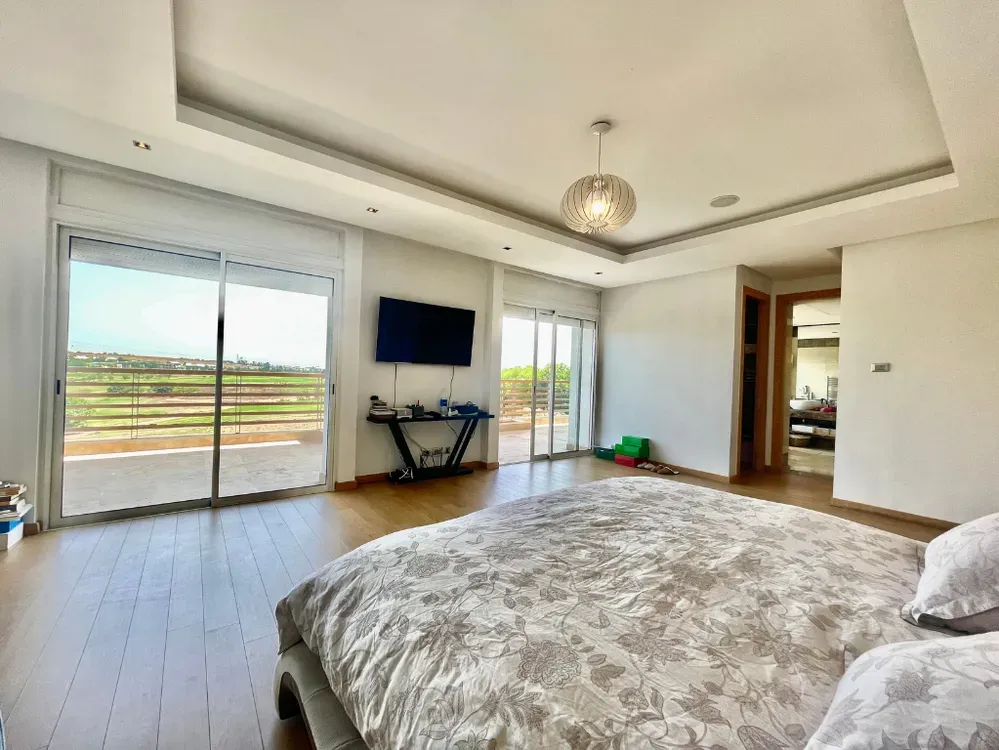 Villa à louer 50 000 dh 1 000 m², 4 chambres - Ville Verte 
