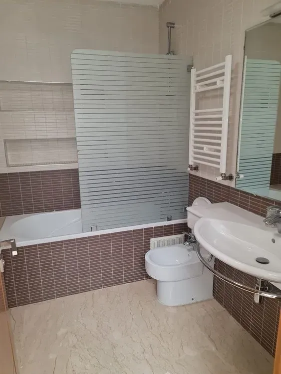 Villa à vendre 4 700 000 dh 300 m², 9 chambres - Nassim II Casablanca