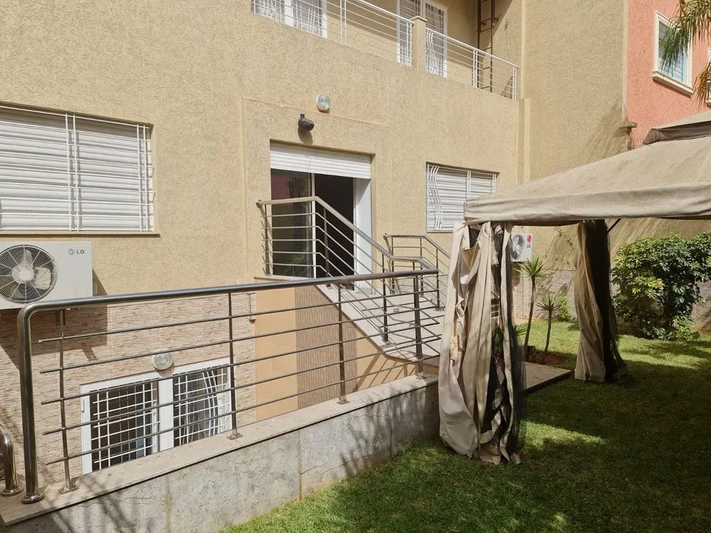 Villa à vendre 4 700 000 dh 300 m², 9 chambres - Nassim II Casablanca