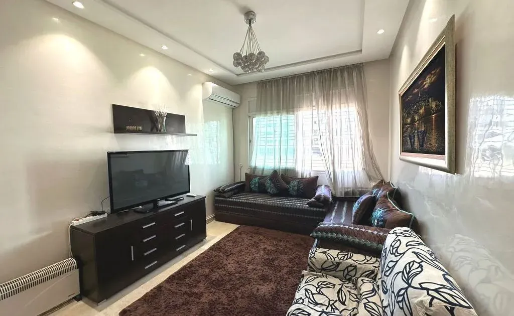 Appartement à louer 11 000 dh 100 m², 2 chambres - Souissi Rabat