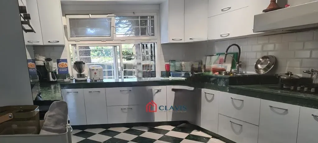Villa à vendre 14 500 000 dh 1 006 m², 4 chambres - Californie Casablanca