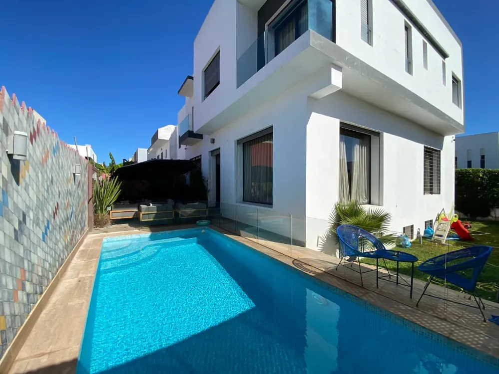 Villa à vendre 4 990 000 dh 321 m² avec 4 chambres - Dar Bouazza 