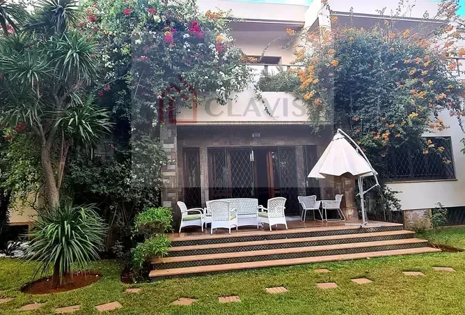 Villa for rent 50 000 dh 1 200 sqm, 4 rooms - Californie Casablanca
