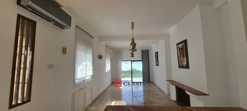 Villa à vendre 8 400 000 dh 657 m², 4 chambres - Ain Diab Extension Casablanca