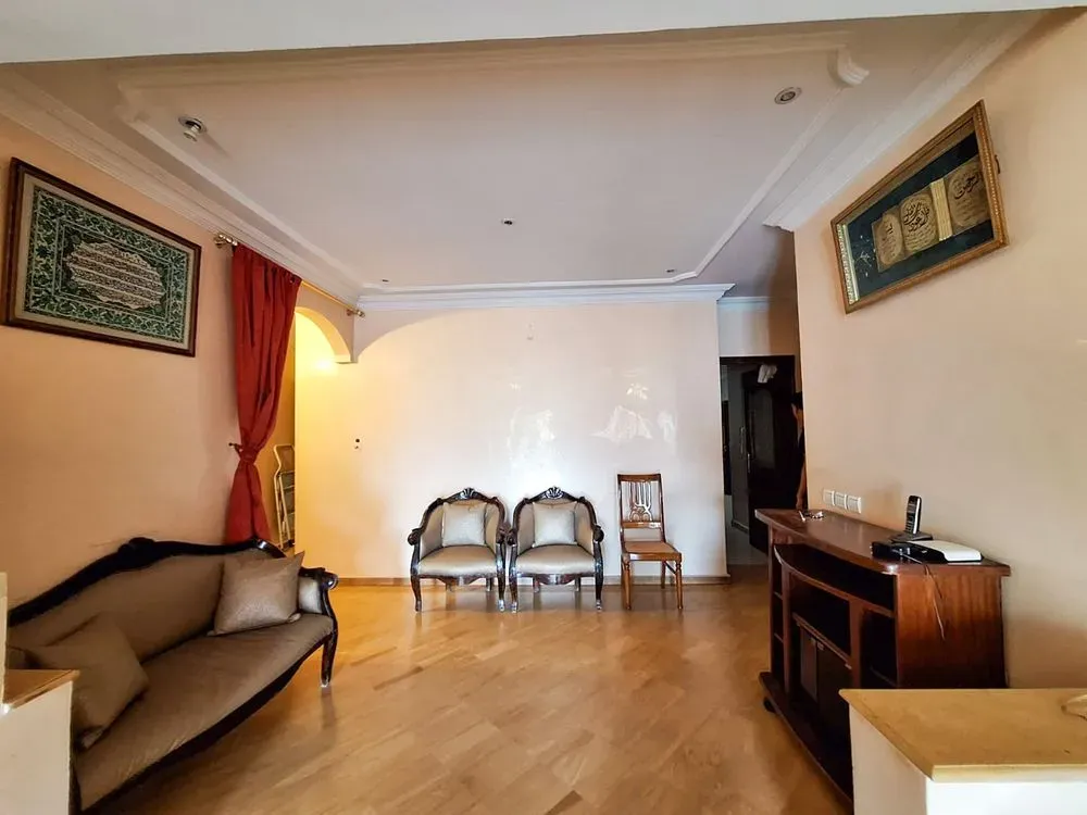 Appartement à vendre 2 400 000 dh 270 m² avec 3 chambres - Les Hôpitaux Casablanca | Agenz