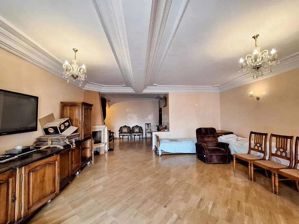 Appartement à vendre 2 400 000 dh 270 m² avec 3 chambres - Les Hôpitaux Casablanca | Agenz