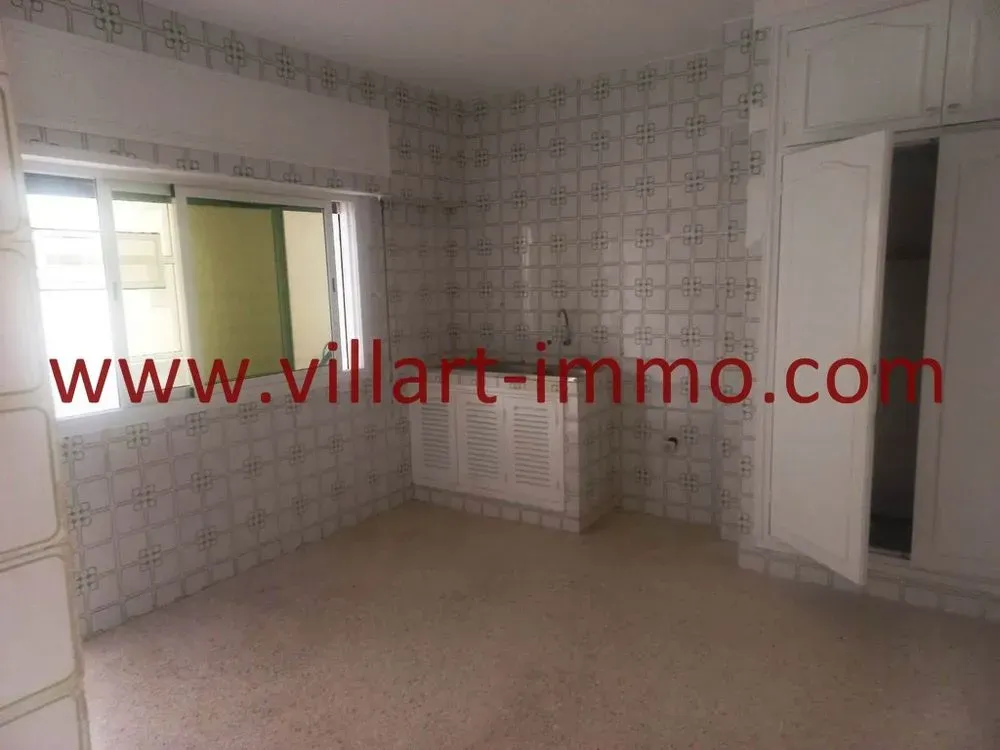 Bureau à louer 7 000 dh 135 m² - De La Plage Tanger-Assilah | Agenz