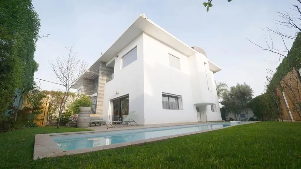 Villa à vendre 4 300 000 dh 275 m² avec 3 chambres - Tamaris 