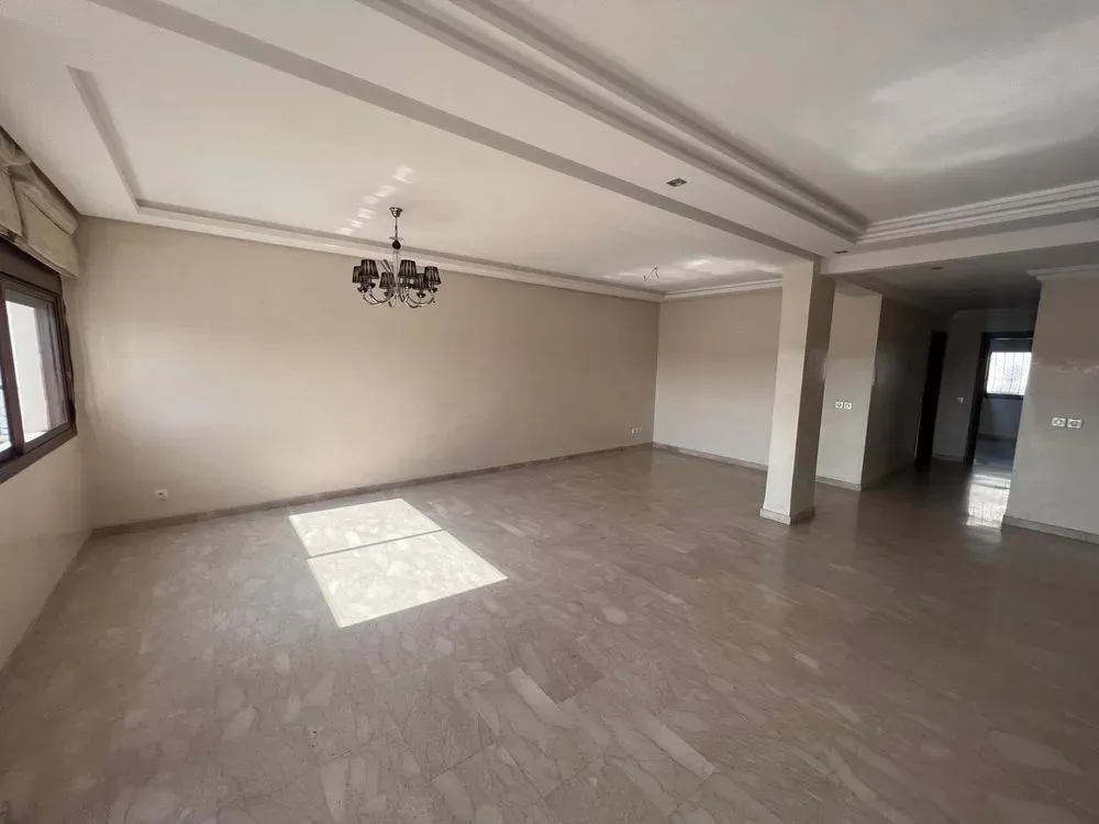 Appartement à louer 9 000 dh 155 m² avec 4 chambres - Bourgogne Ouest Casablanca | Agenz