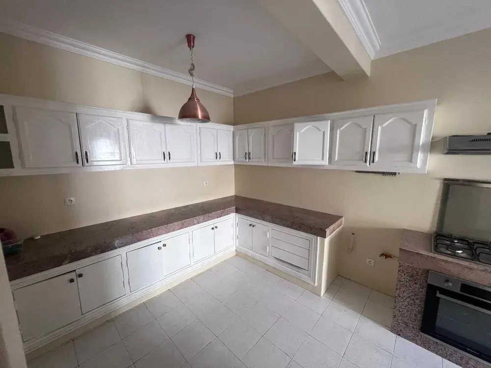 Appartement à louer 9 000 dh 155 m² avec 4 chambres - Bourgogne Ouest Casablanca | Agenz