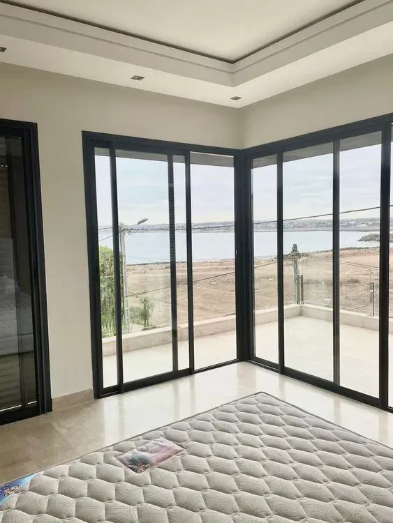Villa à louer 30 000 dh 350 m² avec 4 chambres - Tamaris Nouaceur | Agenz