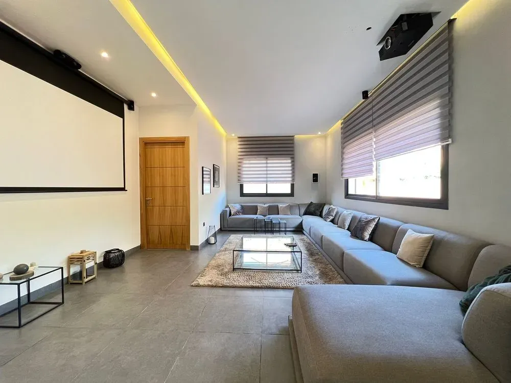Villa à vendre 3 900 000 dh 400 m², 5 chambres - Masmoudi Marrakech