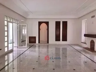 Villa à louer 45 000 dh 811 m², 4 chambres - Californie Casablanca