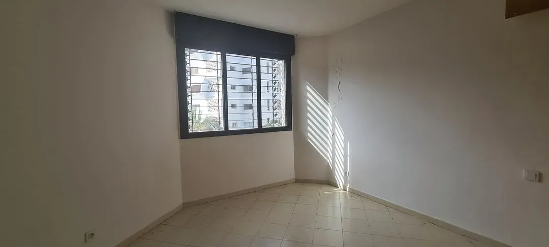 Bureau à vendre 2 450 000 dh 169 m² - Palmier Casablanca | Agenz