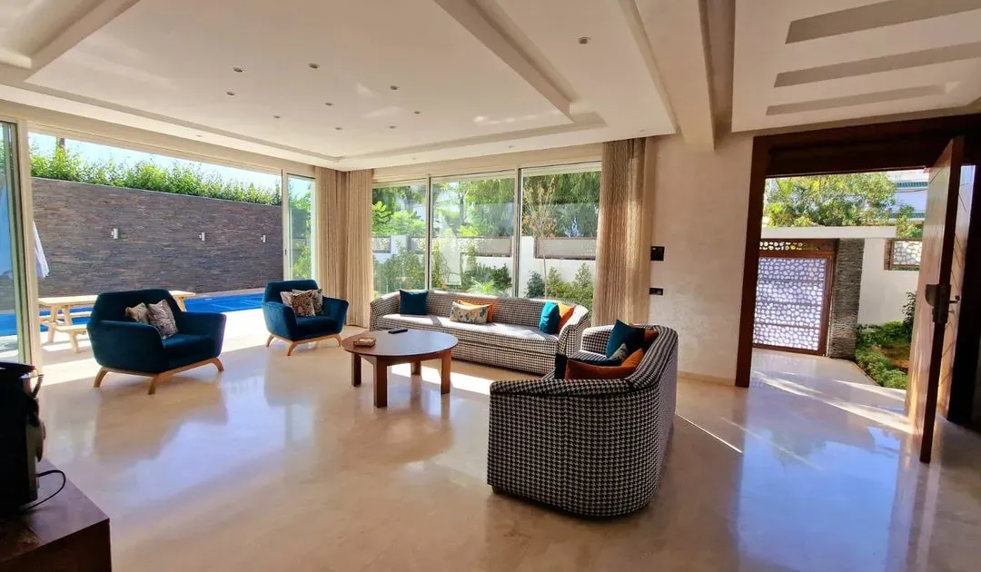 Villa for Sale 12 000 000 dh 600 sqm, 5 rooms - Polo Casablanca