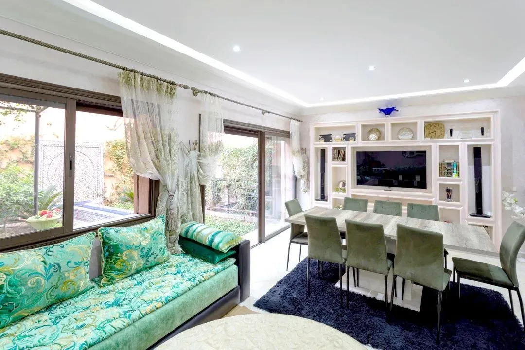 Villa à vendre 3 200 000 dh 250 m² avec 5 chambres - Koudia Marrakech