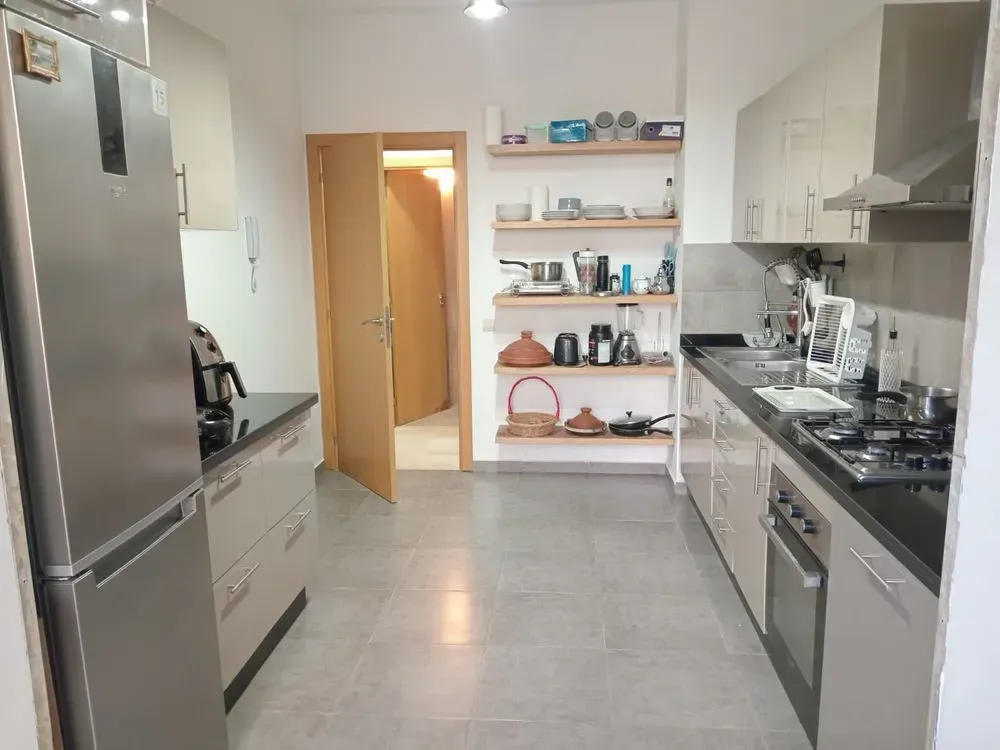 Villa à louer 13 000 dh 350 m² avec 3 chambres - Tamaris Nouaceur | Agenz