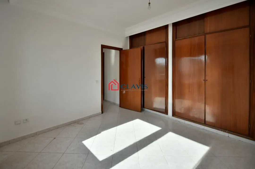 Villa à louer 25 000 dh 400 m² avec 5 chambres - Ain Diab Extension Casablanca | Agenz