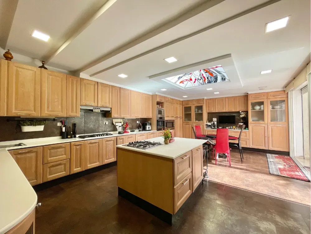 Villa à vendre 9 500 000 dh 500 m², 4 chambres - Californie Casablanca