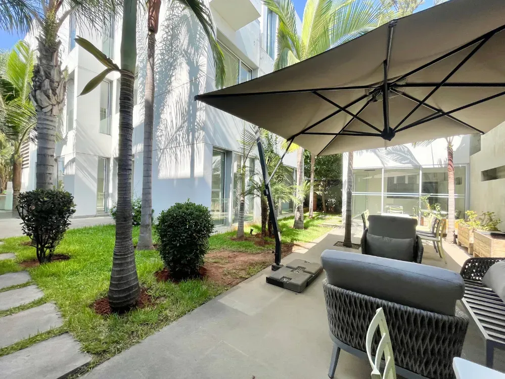 Villa à louer 170 000 dh 640 m² avec 13 chambres - Racine Casablanca