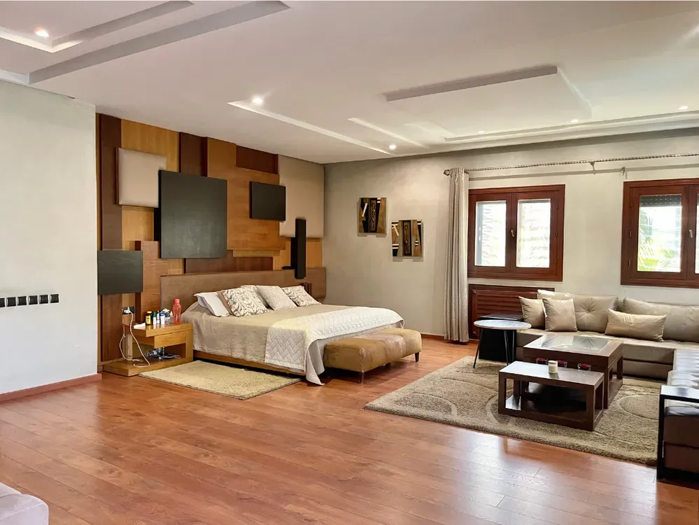 Villa à vendre 16 250 000 dh 914 m², 5 chambres - Californie Casablanca