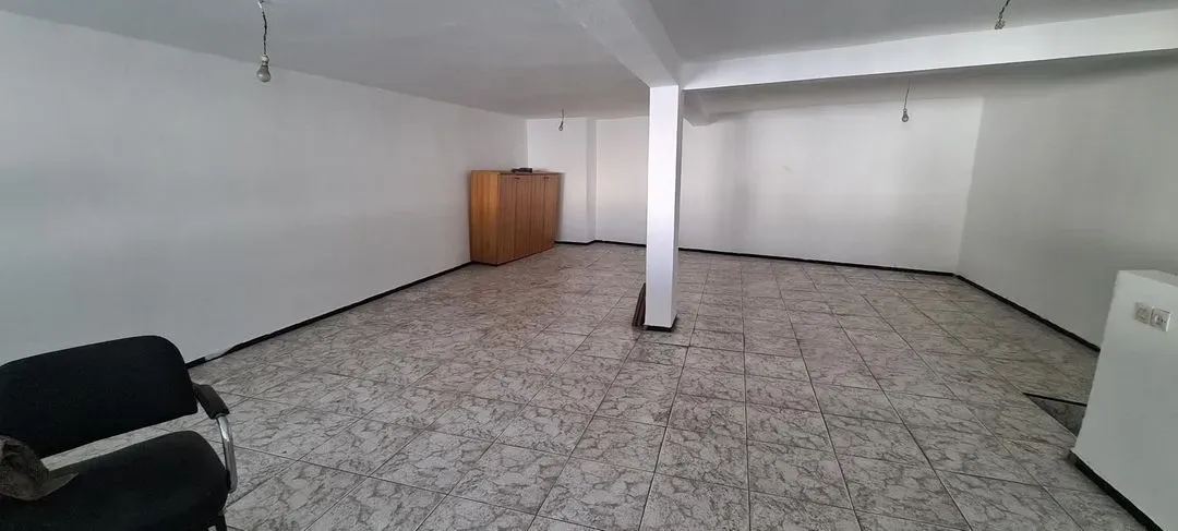 Commerce à vendre 2 983 000 dh 153 m² - Ain Borja Casablanca | Agenz