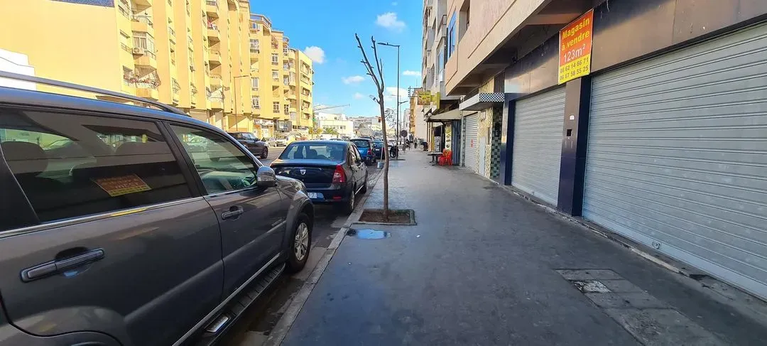 Commerce à vendre 2 983 000 dh 153 m² - Ain Borja Casablanca | Agenz