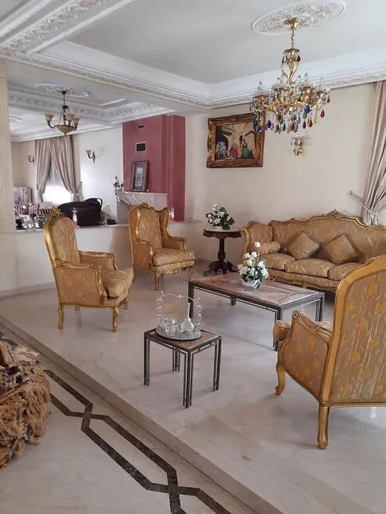 Villa à vendre 9 300 000 dh 450 m² avec 4 chambres - CIL Casablanca