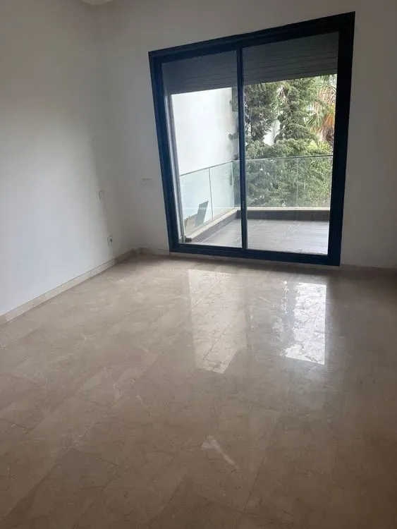 Appartement à louer 11 000 dh 132 m² avec 3 chambres - Californie Casablanca