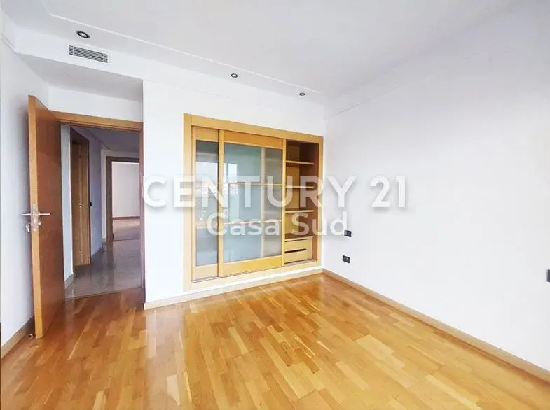Appartement à louer 13 000 dh 130 m², 3 chambres - Ville Verte 