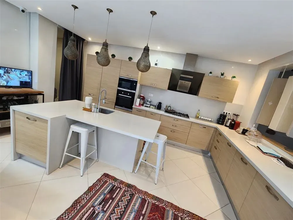 Riad à vendre 12 960 000 dh 235 m², 7 chambres - Riad Zitoun Kedim Marrakech